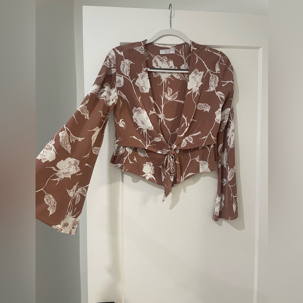 Flynn’s skye crop top